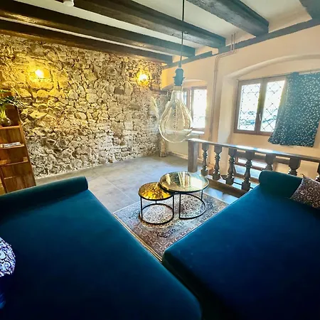 & Quiet, Full For 2 L'escapade Fleurie アパート コルマール