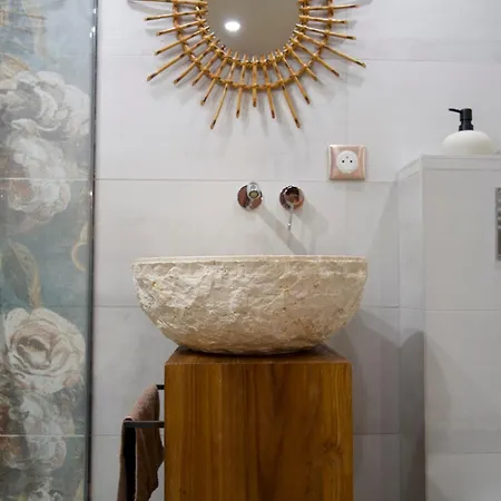 Apartamento & Quiet, Full For 2 L'escapade Fleurie Colmar